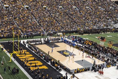 55,646 break women’s basketball attendance record at Kinnick | Iowa ...