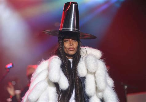 10 Best Erykah Badu Songs of All Time - Singersroom.com