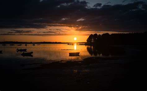 Boats Sunset HD wallpaper | nature and landscape | Wallpaper Better