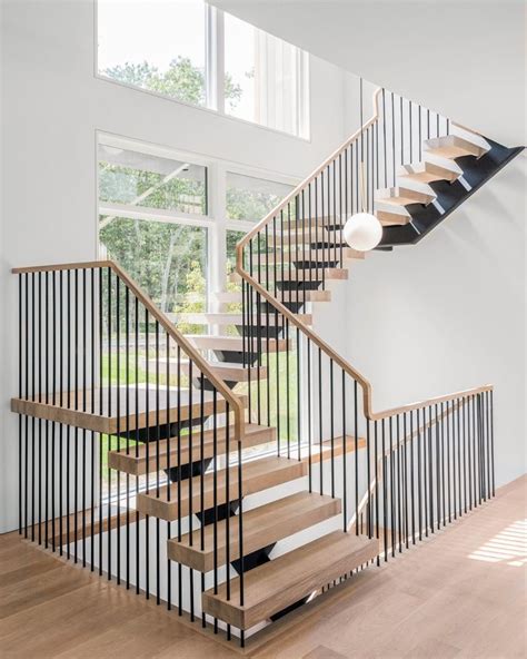 Steel Spindle Railing on Floating Stairs – Hamptons, NY | Keuka Studios ...