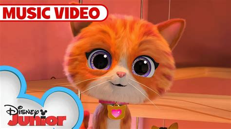 Astro-Cat! 🚀 | Music Video | SuperKitties | @disneyjr - YouTube