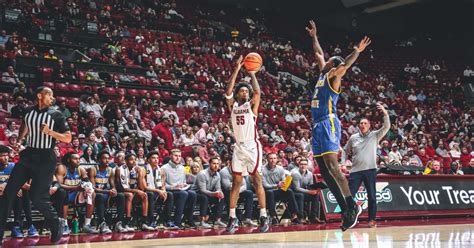 Newcomers Shine as Alabama Basketball Rolls to Season-Opening Win over ...