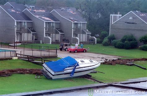 Hurricane Georges strikes Biloxi, Mississippi | Mark Wallheiser