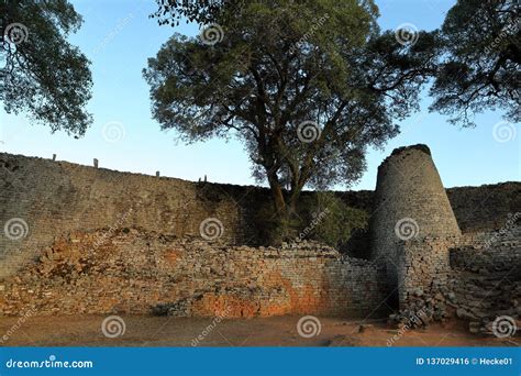 The Ruins of Great Zimbabwe Stock Photo - Image of zimbabwe, stone ...