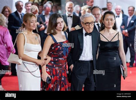 Lido di Venezia, Italy, september 4, 2023 - Woody Allen, Soon-Yi Previn ...