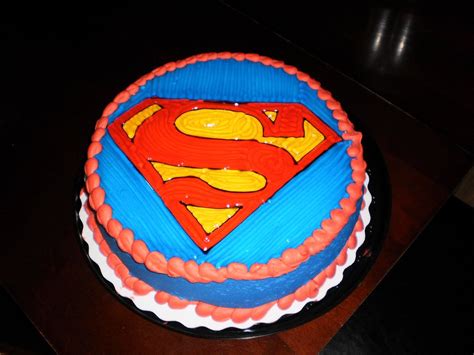 Superman ice cream Cake | Ice cream cake, Superman cakes, Superman ice ...