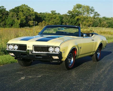 1969 Olds 442 W30 4-Speed - Ken Nagel's Classic Cars