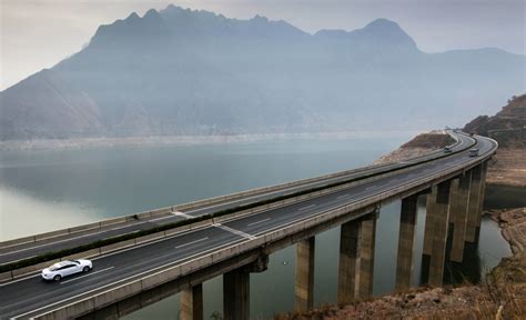 Yaxi "Skyroad" Expressway in China | Torque