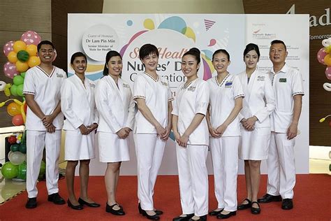 SingHealth nurses to get new look - an all-white uniform, Latest ...