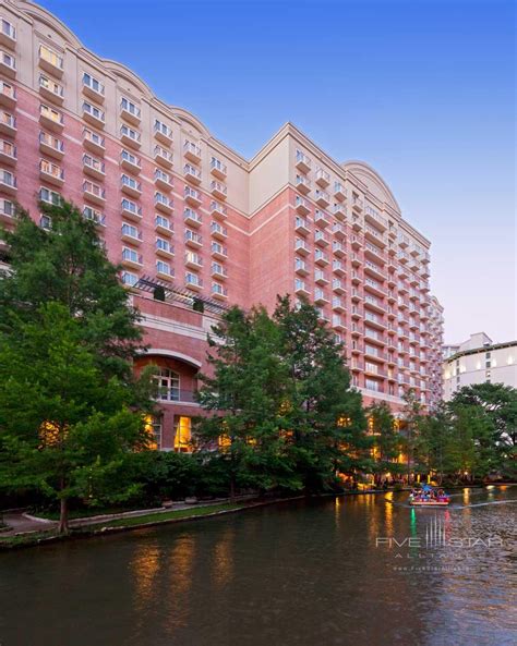 Photo Gallery for The Westin Riverwalk San Antonio | Five Star Alliance