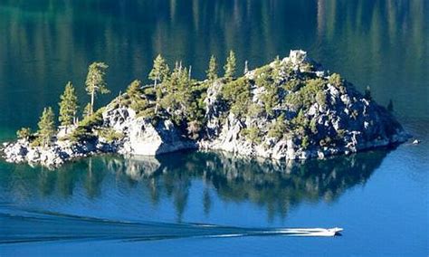 Tahoe Boat Tours - Sightseeing Boat Cruises - Emerald Bay Boat Tours