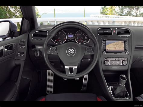 2012 VW Golf Cabriolet | Interior