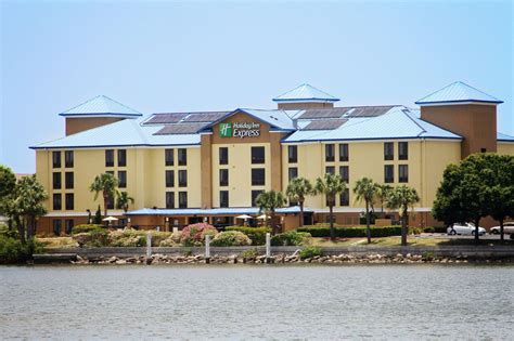 Holiday Inn Express Hotel & Suites Tampa-Rocky Point Island In Tampa ...