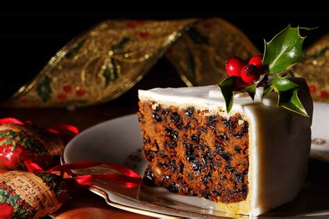 Eggless Traditional Christmas Cake Recipe-Vegan Options by Archana's ...