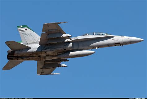 McDonnell Douglas F/A-18D Hornet - USA - Marines | Aviation Photo ...