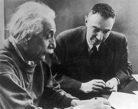 The real relationship between Oppenheimer and Albert Einstein