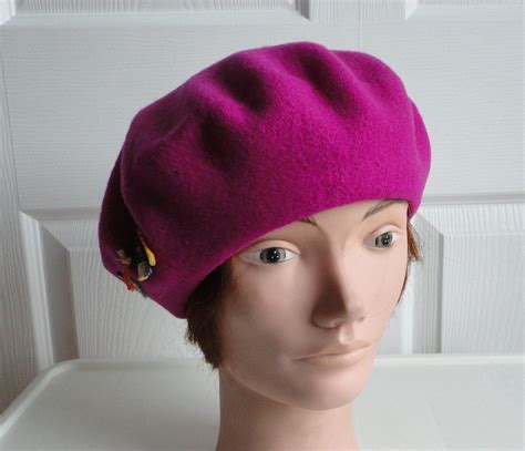 80s fushia wool beret women hat large 11 inches Beatnik Look | Etsy ...