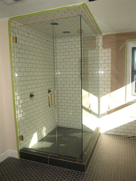 Glass Shower Enclosures - Custom Shower Doors | Sawyer Glass