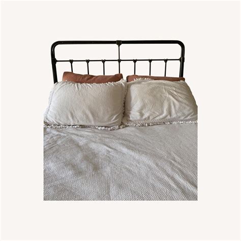 Black Metal Slat and Spindle Headboard (Full) - AptDeco