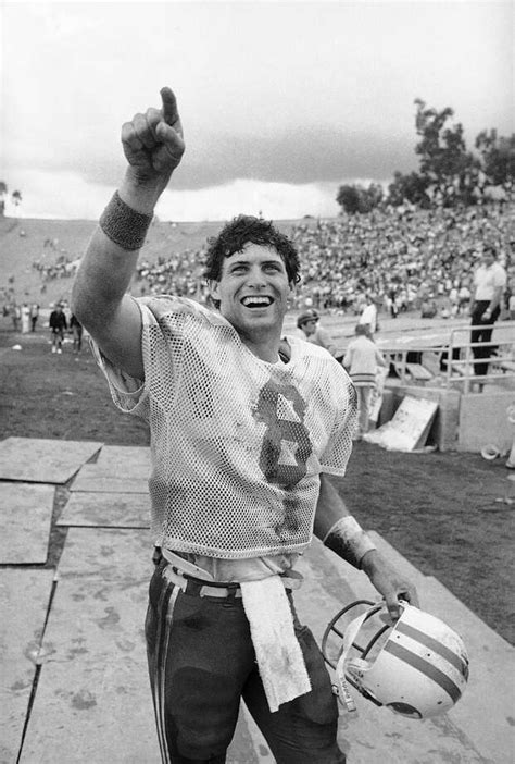 Steve Young: 49ers’ past is ‘gingerly embraced’ - SFGate