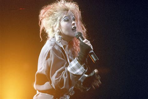 Five Reasons Cyndi Lauper Should Be in the Rock Hall of Fame | DRGNews