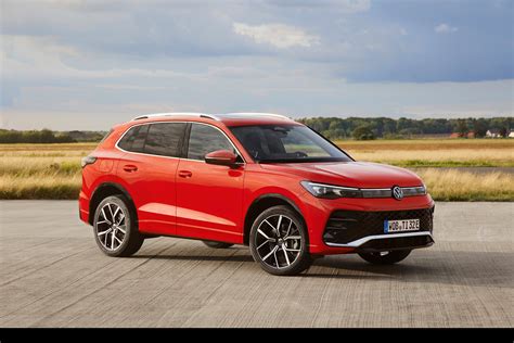 VW unveils new Tiguan with plug-in hybrid, petrol and diesel options