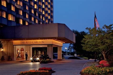 Atlanta: The Ritz-Carlton in Buckhead | Top 10 hotels, Luxury hotel ...