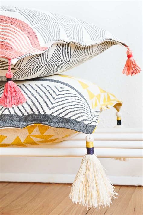 DIY Tasseled Throw Pillows For A Cozy Fall - Sugar & Cloth Decor