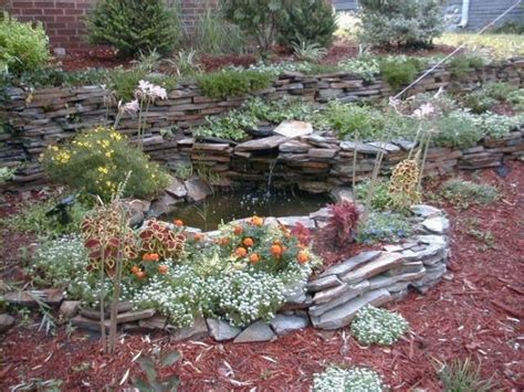 17 Best images about Front-yard pond ideas on Pinterest | Welcome in ...