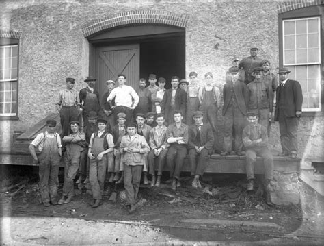 Paper mill workers, 1890. Hagley Digital Archives. | Digital archives ...