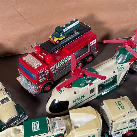 COLLECTION HESS TRUCKS