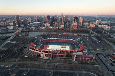 Nissan Stadium Becoming a Hockey Rink - Sports Illustrated Tennessee ...