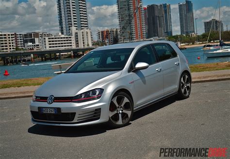 2014 Volkswagen Golf GTI Mk7 review (video) | PerformanceDrive