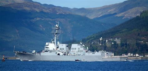 River Clyde Photography: USS Momsen (DDG-92)