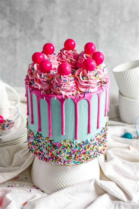 Bubblegum Birthday Cake Design & Inspiration in 2021 | Funfetti cake ...