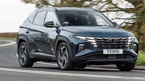 Hyundai Tucson Hybrid review | DrivingElectric