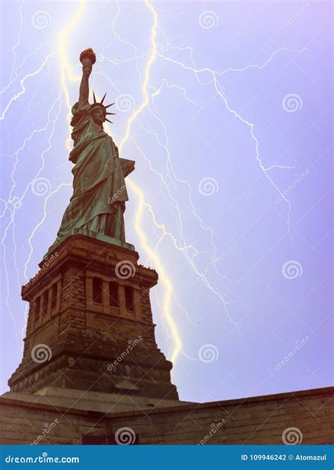 Statue of Liberty Lightning Stock Photo - Image of manhattan, power ...