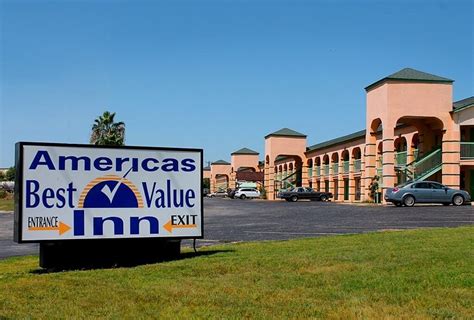 AMERICAS BEST VALUE INN AT&T CENTER - Prices & Hotel Reviews (San ...