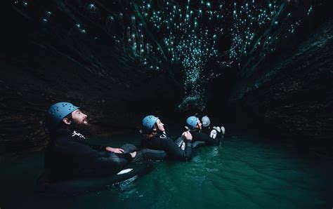 New Zealand: Black Water Rafting Through Waitomo’s Glow Worm Caves ...