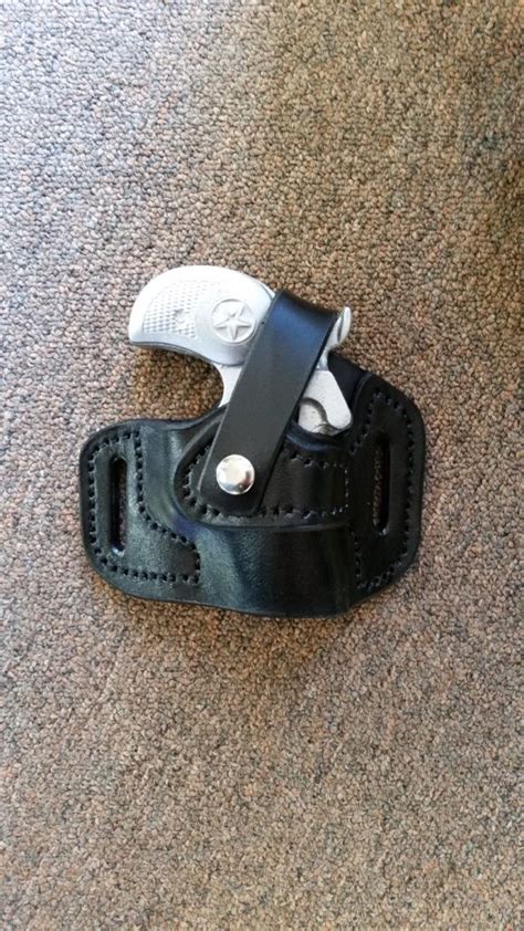 Bond Arms Texas Defender Rowdy snake slayer OWB leather holster ...