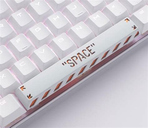 Add Some Space to Your Keyboard with This Aluminum Space Bar