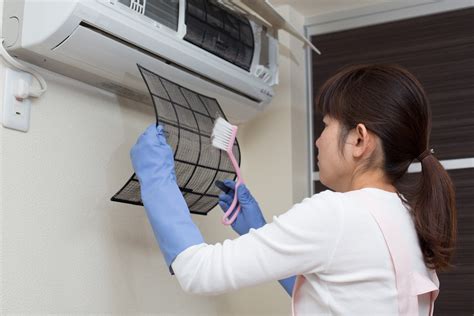 DIY Tricks to Keep Your AC Running All Summer | McWilliams & Son