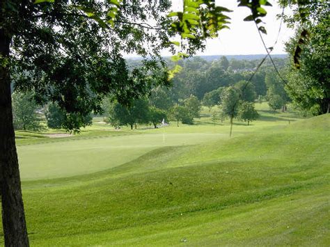 Lake Forest Country Club in Lake Saint Louis, Missouri, USA | Golf Advisor