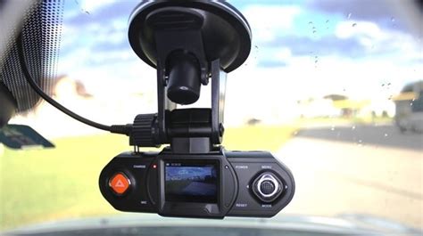 5 Best Dash Cameras for Your Truck – Truck Dash Cam