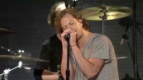 Imagine Dragons - Shots (Live at Farm Aid 30) - YouTube