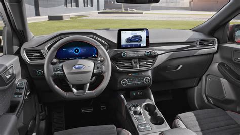 2020 Ford Kuga debuts with a plug-in hybrid variant - Autodevot