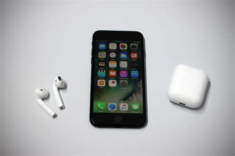 $19 is all it takes to add wireless charging to your AirPods – Authcom