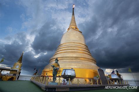 Bangkok´s Temple In The Sky - Golden Mount (Wat Saket) - Nerd Nomads