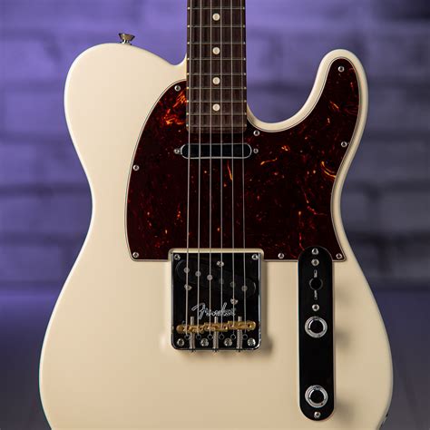 Fender American Professional II Telecaster®, RSWD Olympic White ...