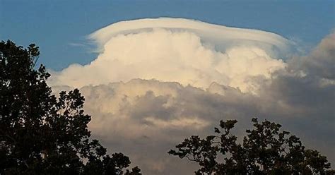 Beautiful Pileus cloud in Alabama : weather